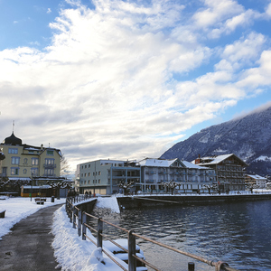 欧洲亚洲视频免看
